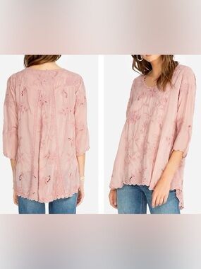 JOHNNY WAS Scalloped Neck Embroidered Tunic EUC